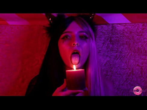 ❤️ Ástríðufullt blowjob frá Sexy Succubus með munnfyllingu Klám hjá okkur is.myteporn.ru